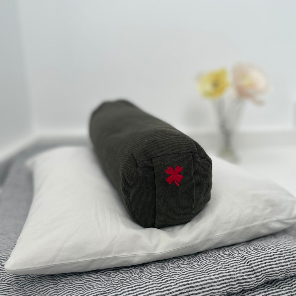 Restorative Yoga, Yoga Bolsters & Pillows
