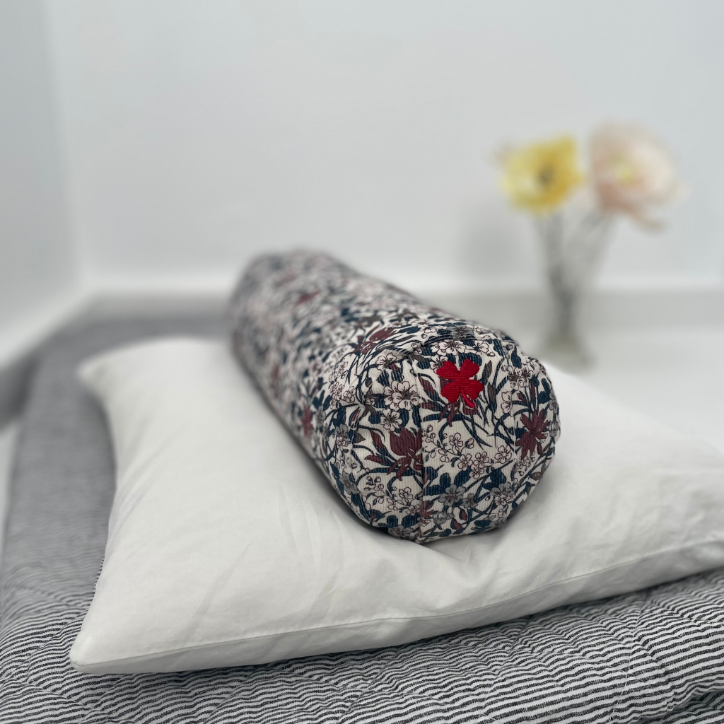 Nakke pølle til yoga i Liberty stof